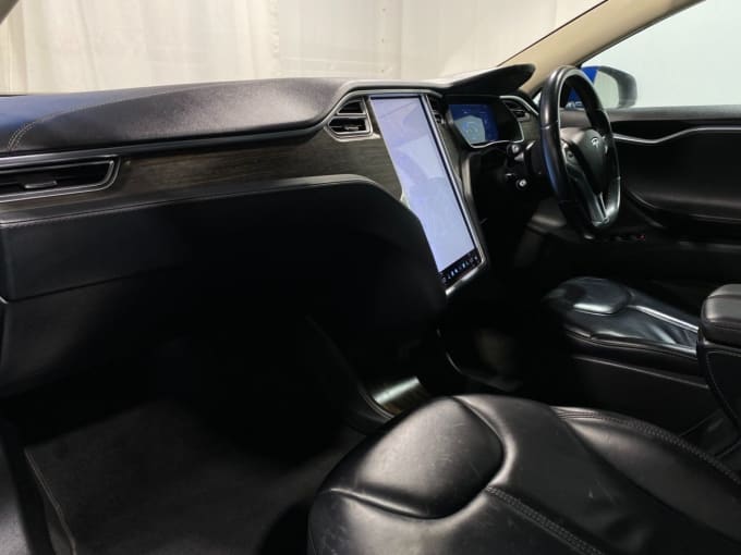 2025 Tesla Model S