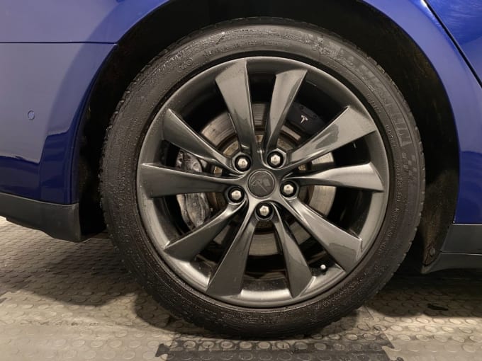 2025 Tesla Model S