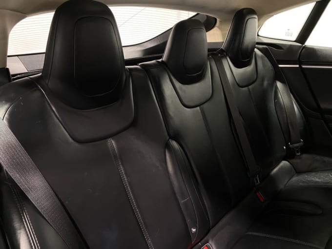 2025 Tesla Model S