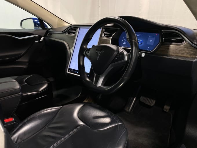 2025 Tesla Model S
