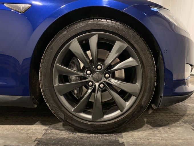 2025 Tesla Model S