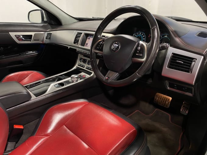 2025 Jaguar Xf