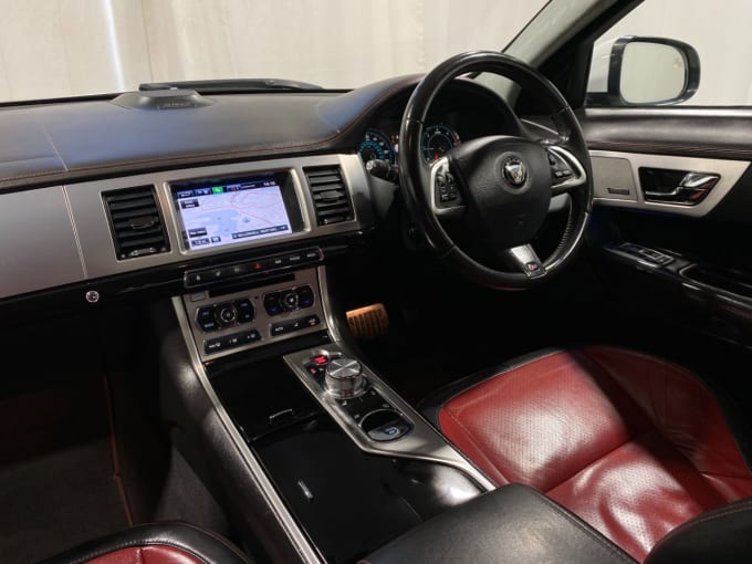2025 Jaguar Xf