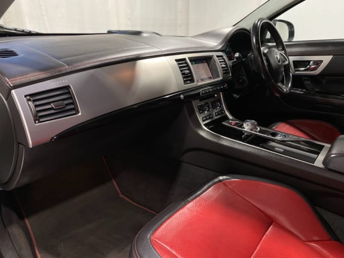 2025 Jaguar Xf