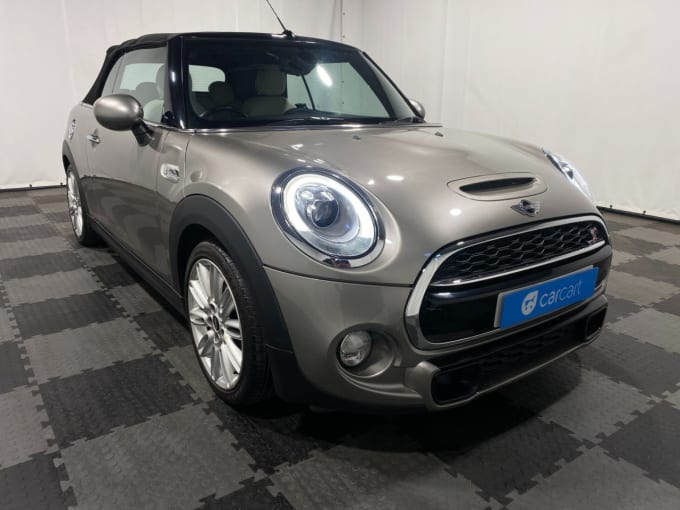 2025 Mini Convertible