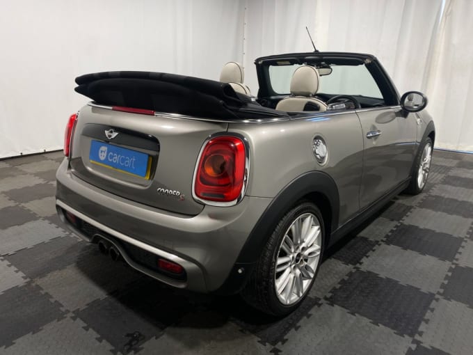2025 Mini Convertible
