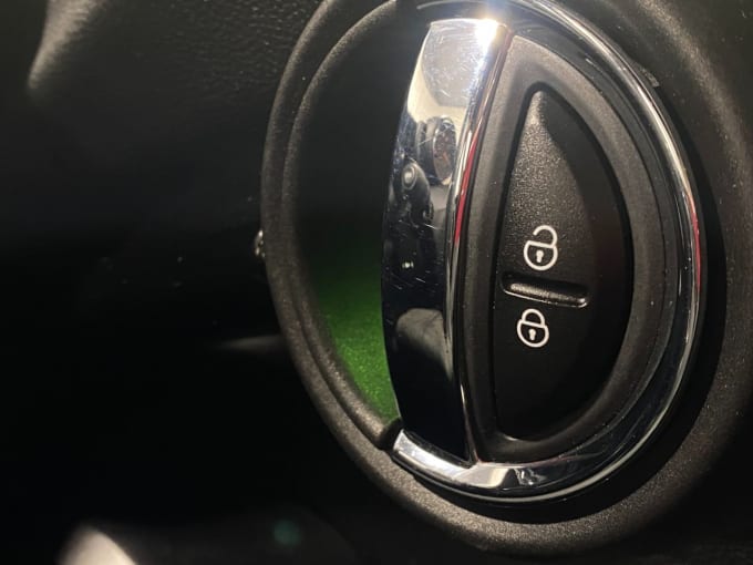 2025 Mini Convertible