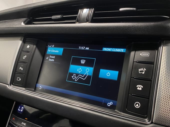 2018 Jaguar Xf