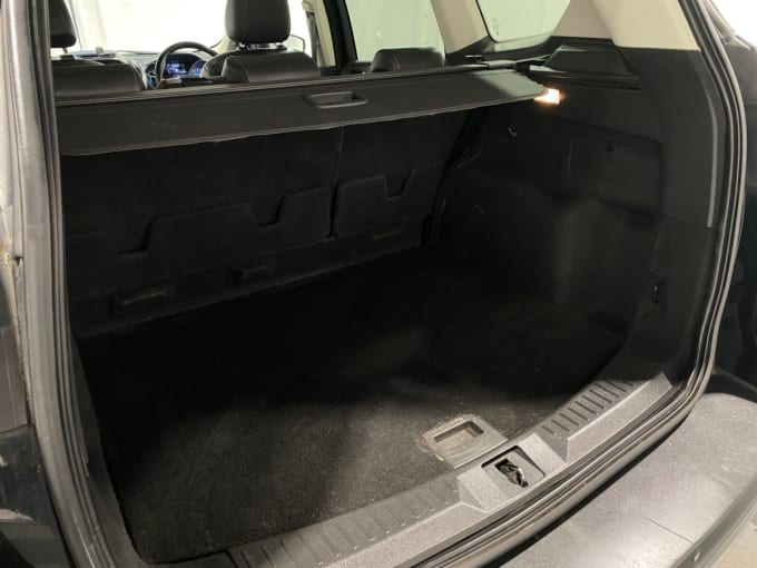 2025 Ford Kuga