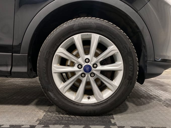 2025 Ford Kuga