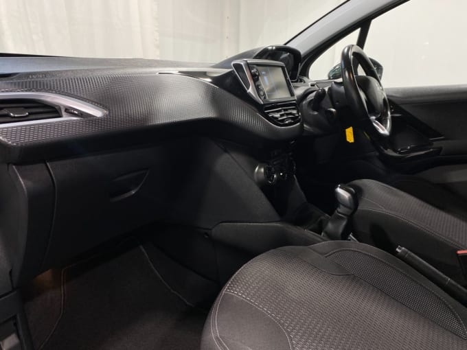 2025 Peugeot 208