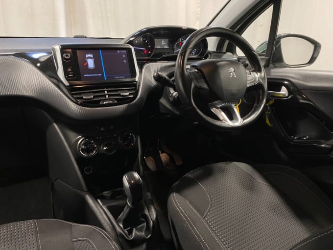 2025 Peugeot 208