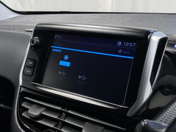 2025 Peugeot 208