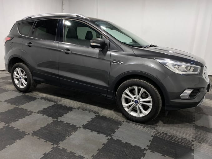 2025 Ford Kuga