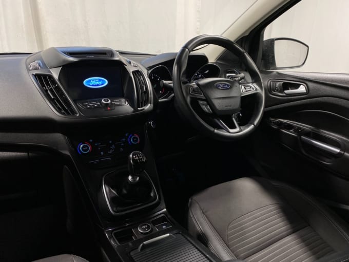 2025 Ford Kuga