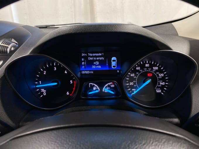 2025 Ford Kuga