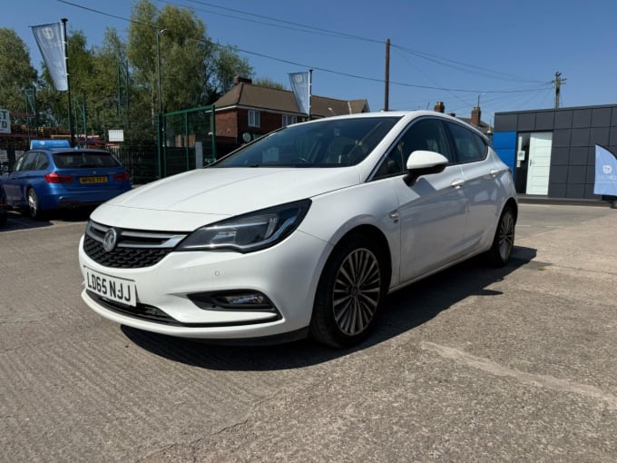2025 Vauxhall Astra