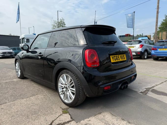 2025 Mini Hatch