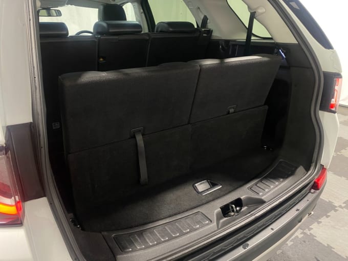 2025 Land Rover Discovery Sport