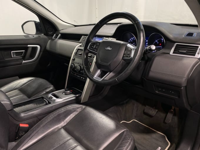 2025 Land Rover Discovery Sport