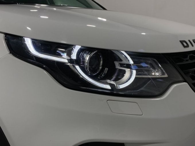 2025 Land Rover Discovery Sport