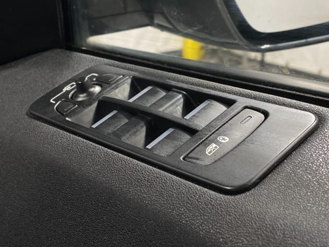 2025 Land Rover Discovery Sport