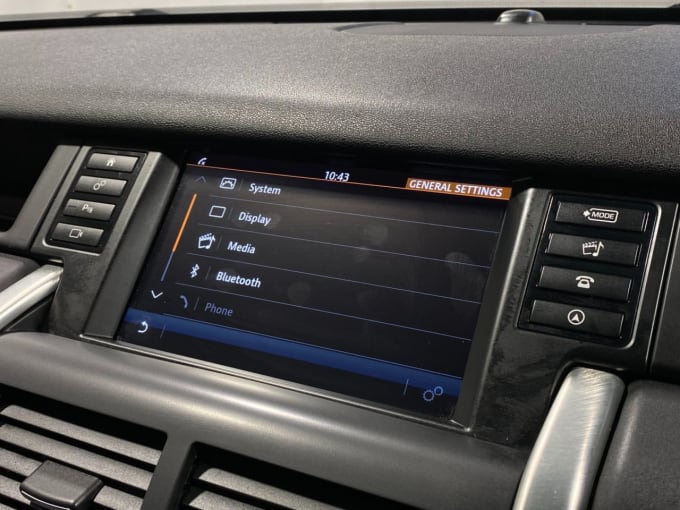 2025 Land Rover Discovery Sport