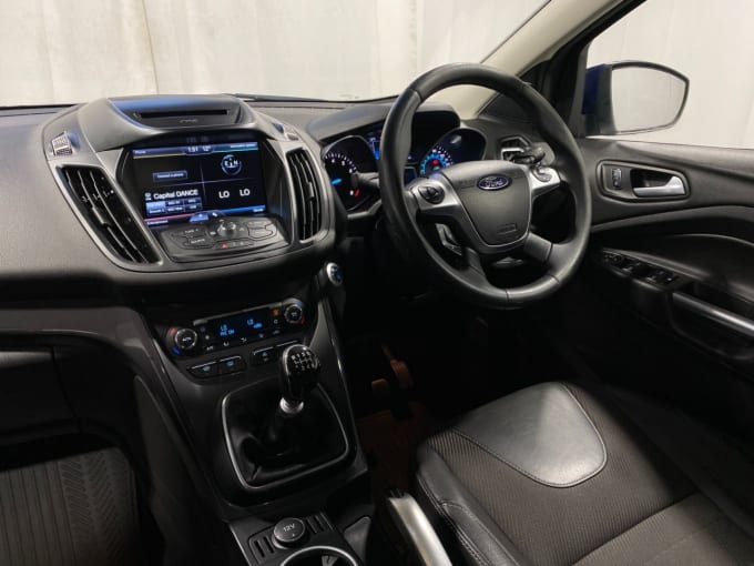 2025 Ford Kuga
