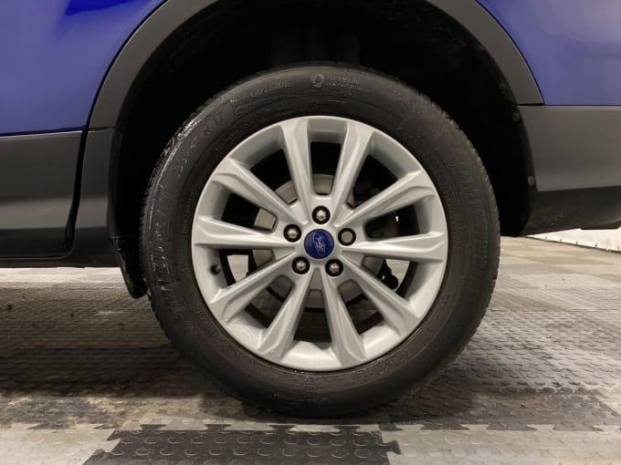 2025 Ford Kuga