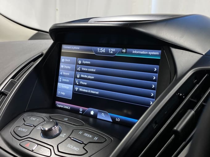 2025 Ford Kuga