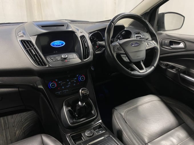 2025 Ford Kuga