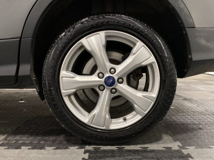 2025 Ford Kuga