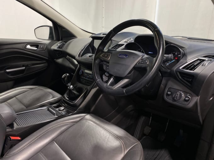 2025 Ford Kuga