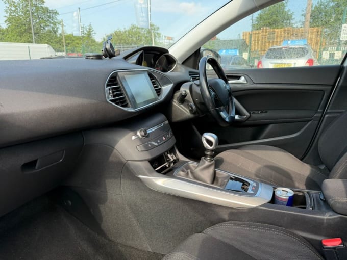 2025 Peugeot 308