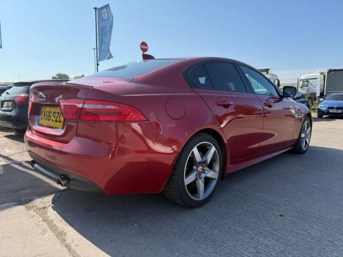 2025 Jaguar Xe