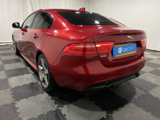 2025 Jaguar Xe