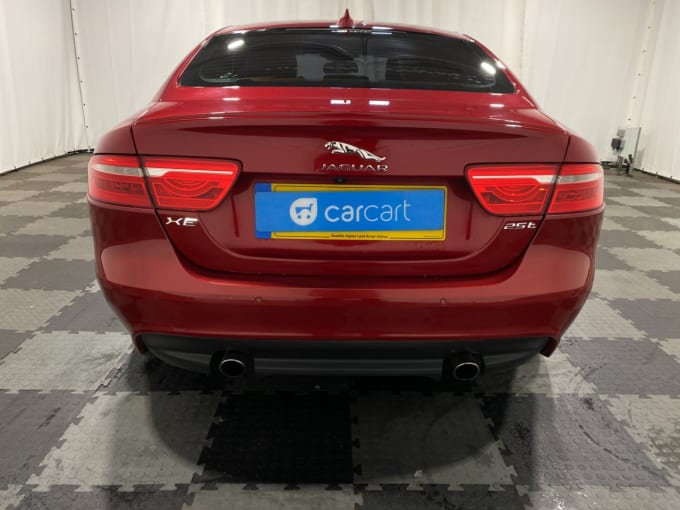 2025 Jaguar Xe