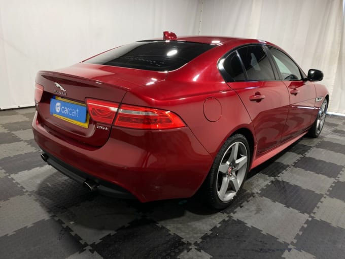 2025 Jaguar Xe
