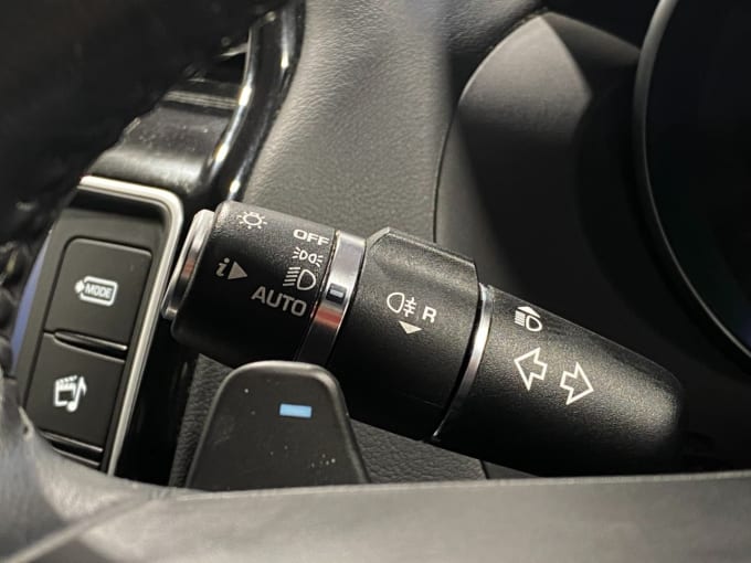2025 Jaguar Xe