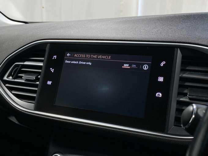 2025 Peugeot 308