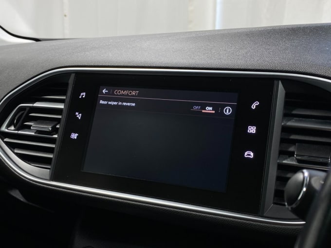 2025 Peugeot 308