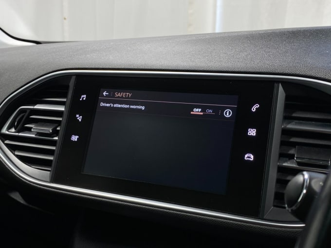 2025 Peugeot 308
