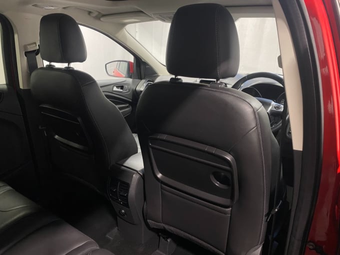 2025 Ford Kuga