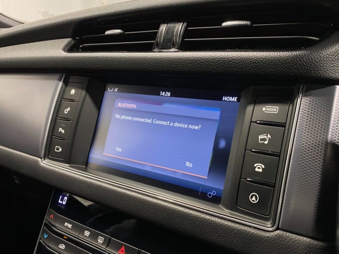2025 Jaguar Xf
