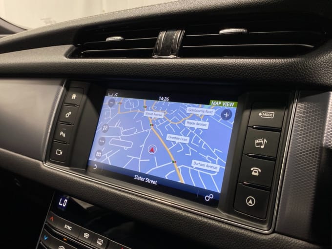 2025 Jaguar Xf