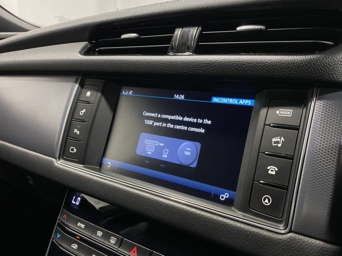 2025 Jaguar Xf