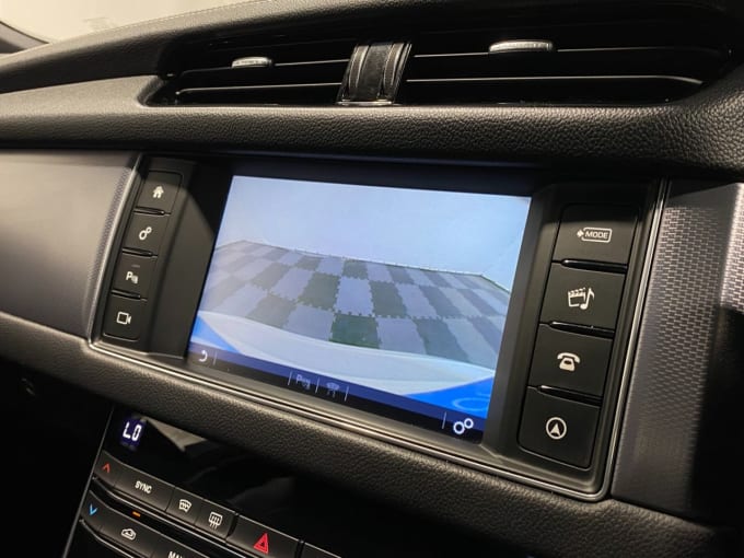 2025 Jaguar Xf