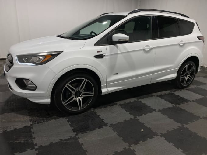 2025 Ford Kuga