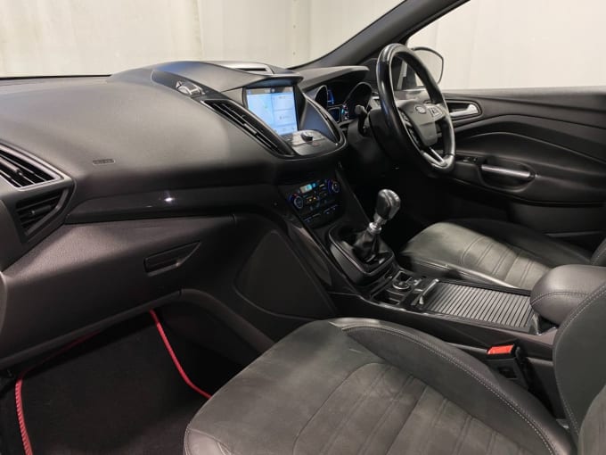 2025 Ford Kuga