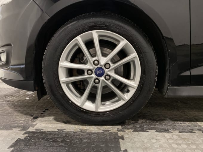 2025 Ford C-max